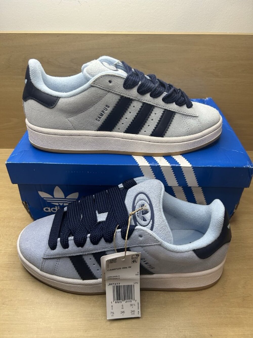 adidas Campus 00s Clear Sky Gum WMNS JH7277 Size 7.5 NEW (Right Was Display)